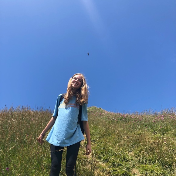 Meet your Posher, Paige - Picture 3 of 3